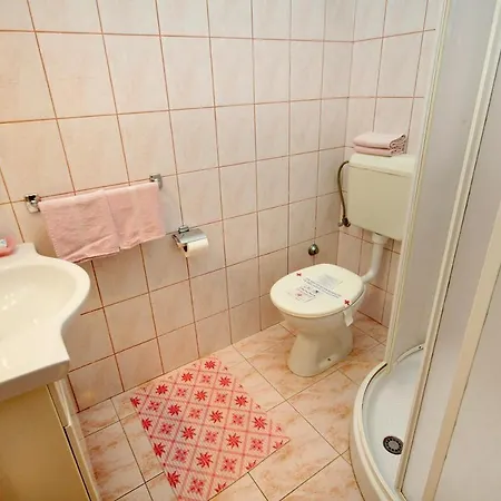 Uvala Vrbovica 4390a * 科尔丘拉